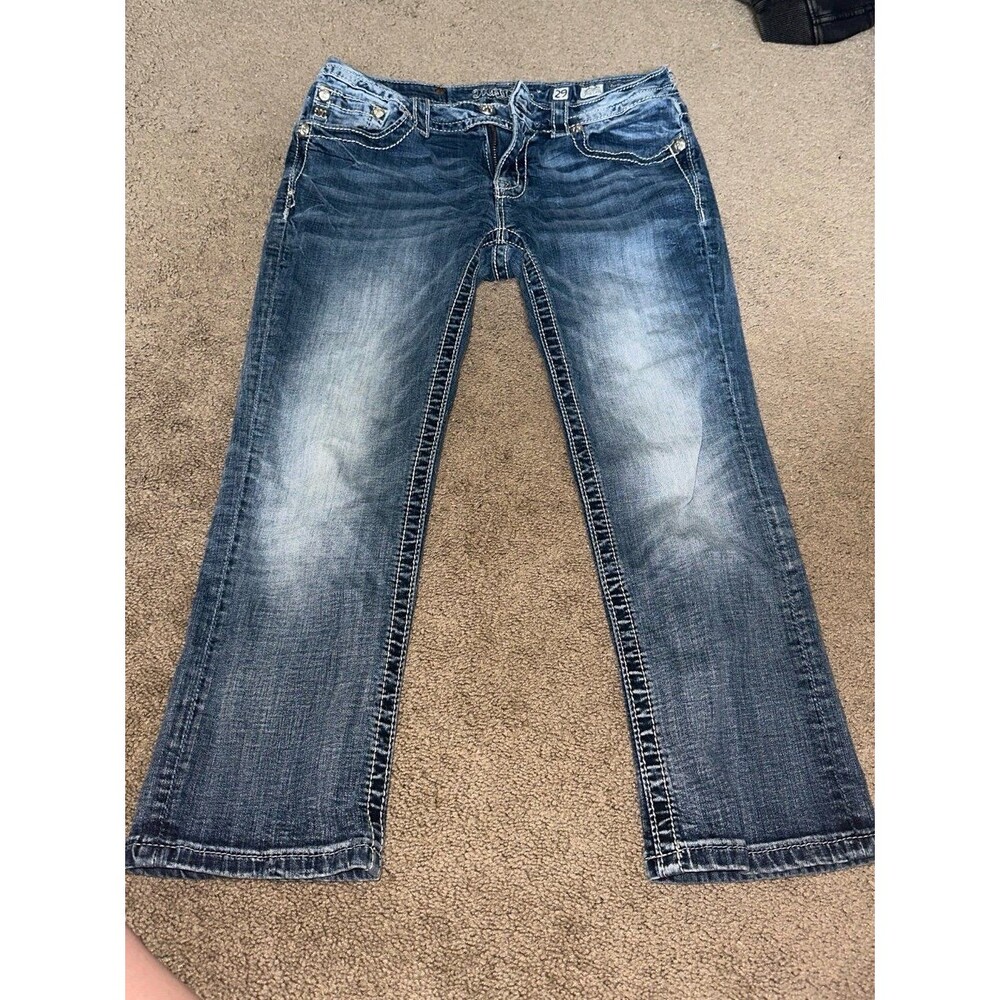 Miss Me Cropped Capri Jeans